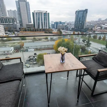 Apartment Lux Next To Mall *
