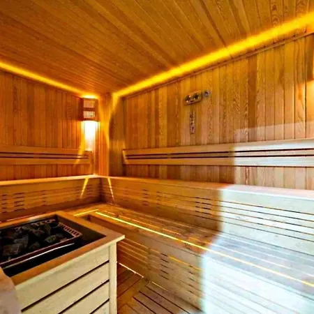 Lux Next To Mall Apartment Istanbul