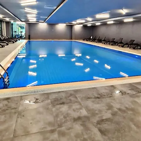 Lux Next To Mall شقة اسطنبول